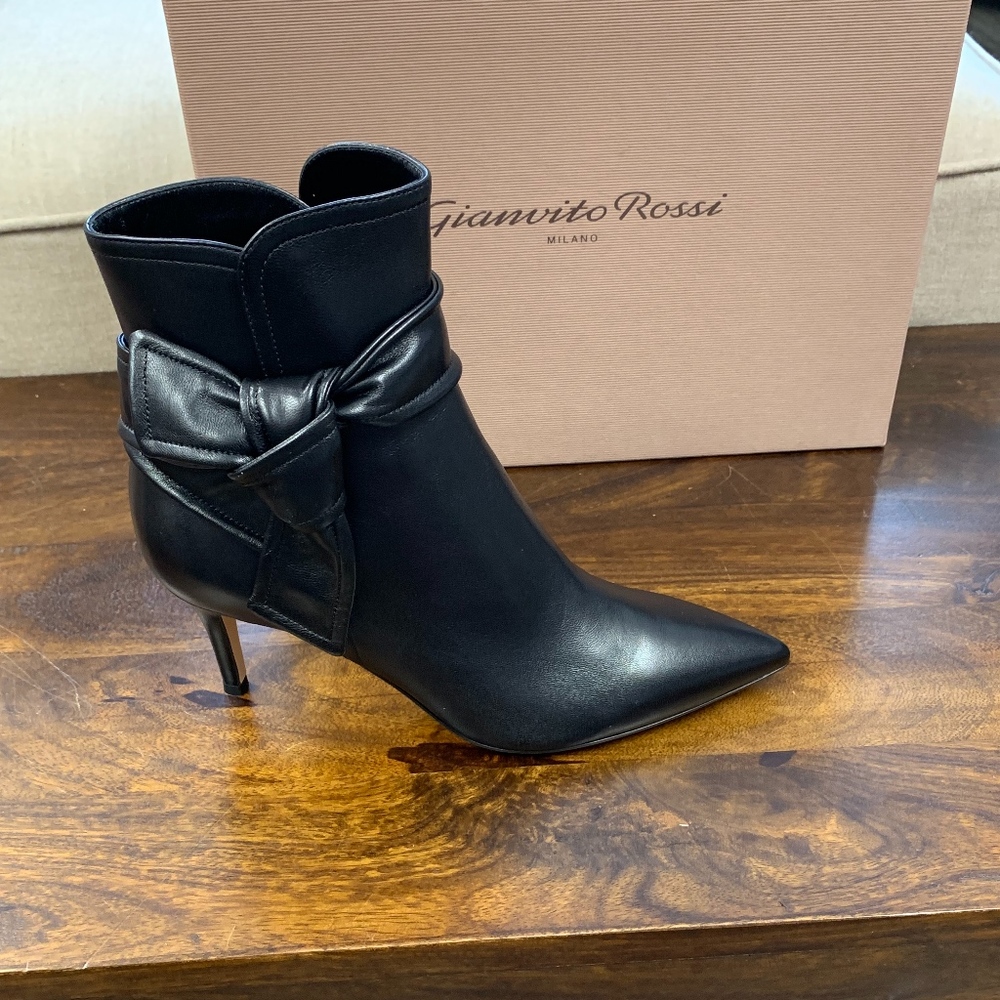Gianvito Rossi Black Leather Lane Mid Ankle Boots